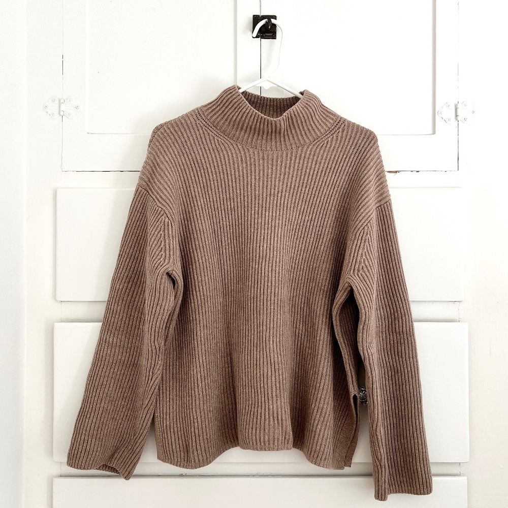 GAP Taupe Ribbed Mock Neck Sweater Relaxed Cotton Knit XS - Picture 2 of 7